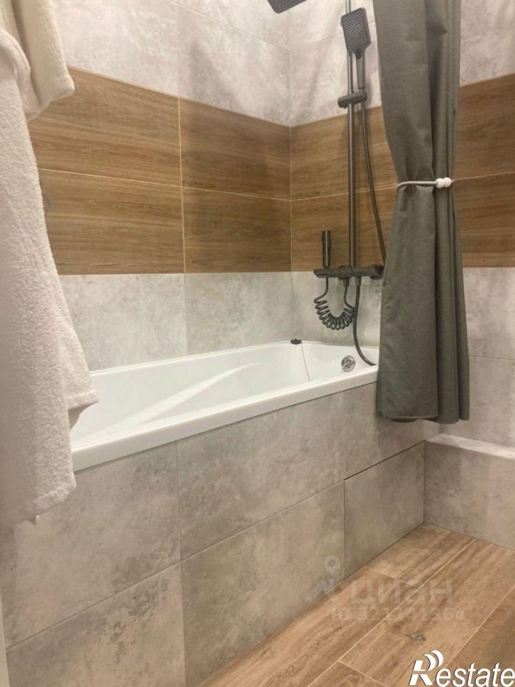 1-комн квартира улица Лётчика Колесниченко, 67,  д. 67