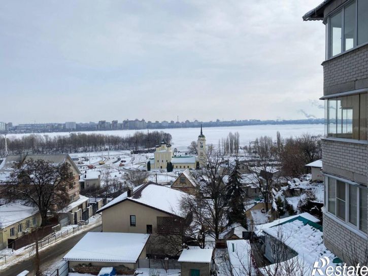 3-комн квартира улица Декабристов, 15,  д. 15