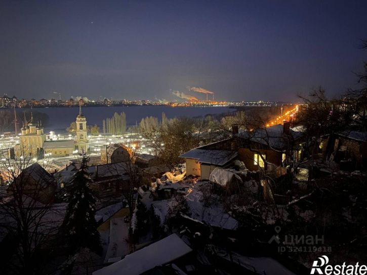 3-комн квартира улица Декабристов, 15,  д. 15