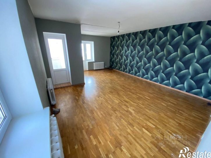 3-комн квартира улица Декабристов, 15,  д. 15