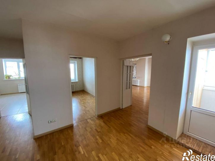 3-комн квартира улица Декабристов, 15,  д. 15