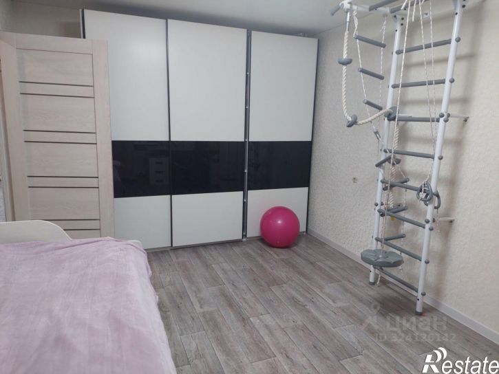 3-комн квартира ул Остужева, 34,  д. 34