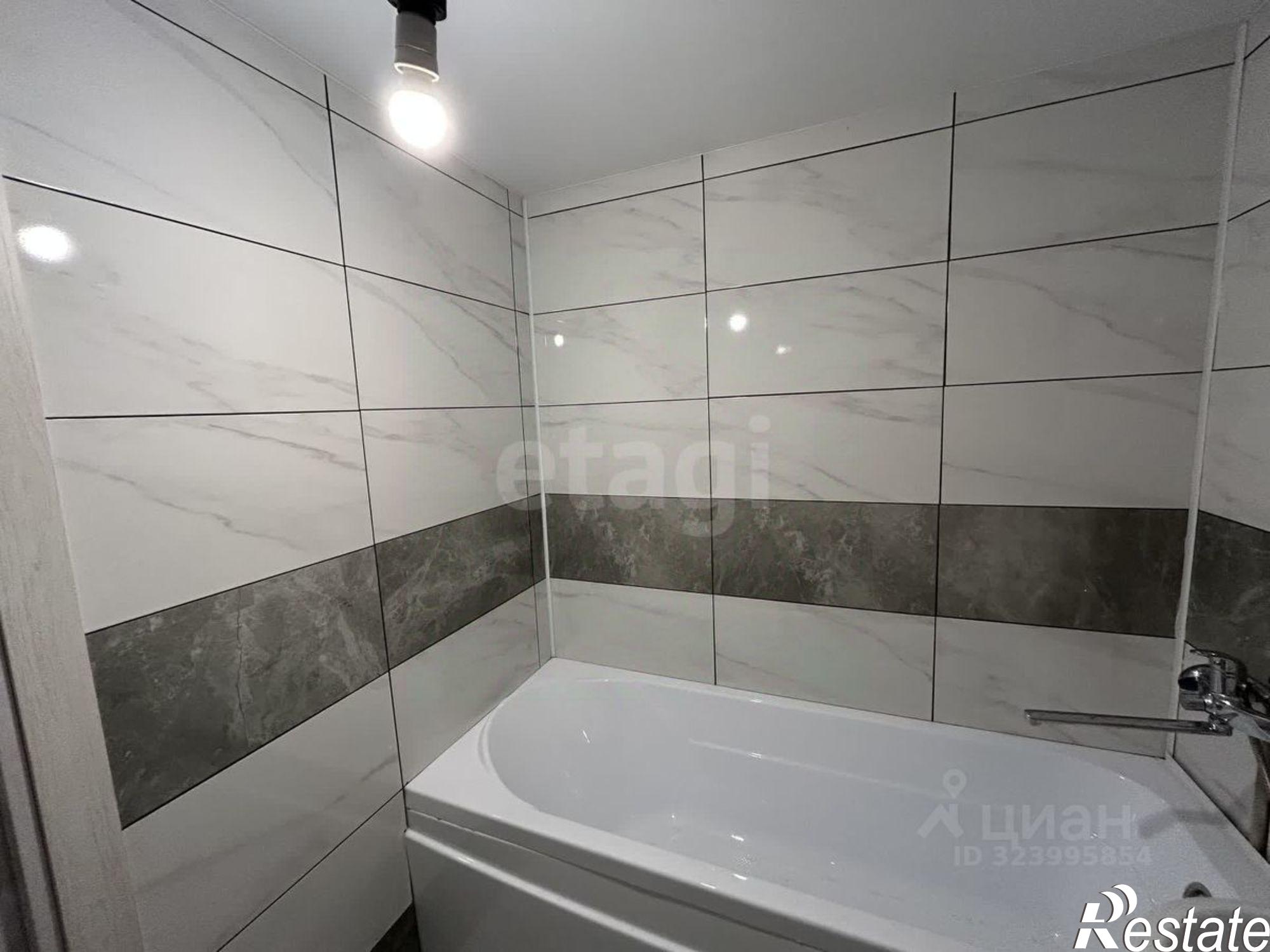 Купить квартиру за 3 300 000 рублей на Тепличная улица, 6