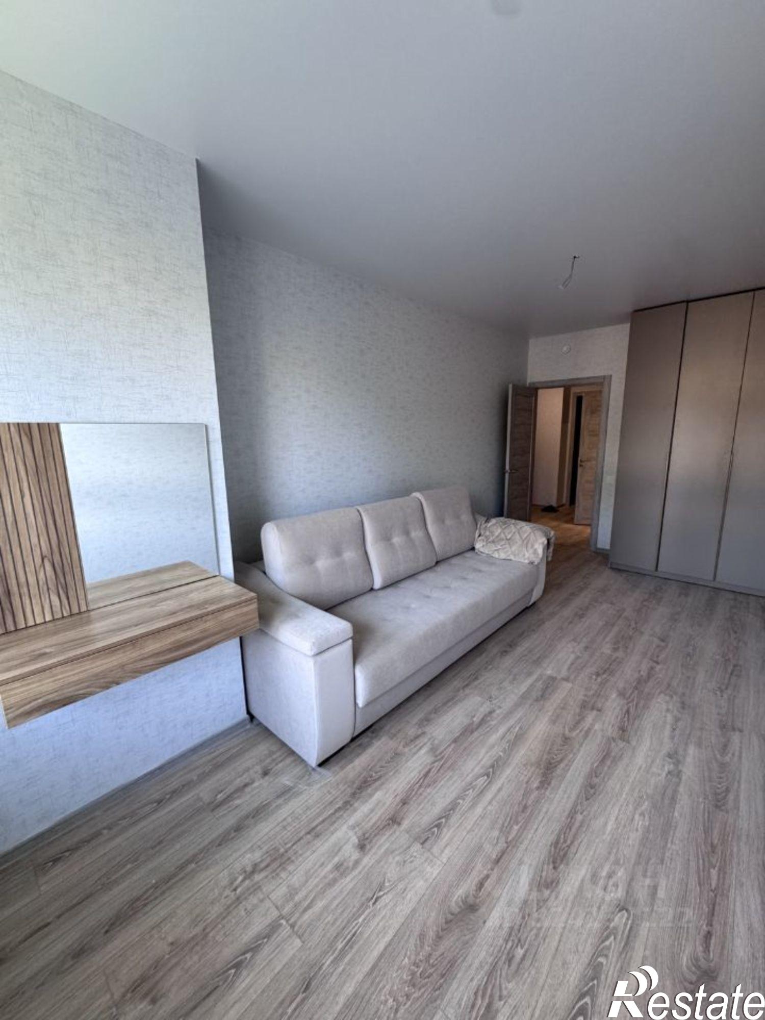 Сдать квартиру за 30 000 рублей на ул Ворошилова, 10/1