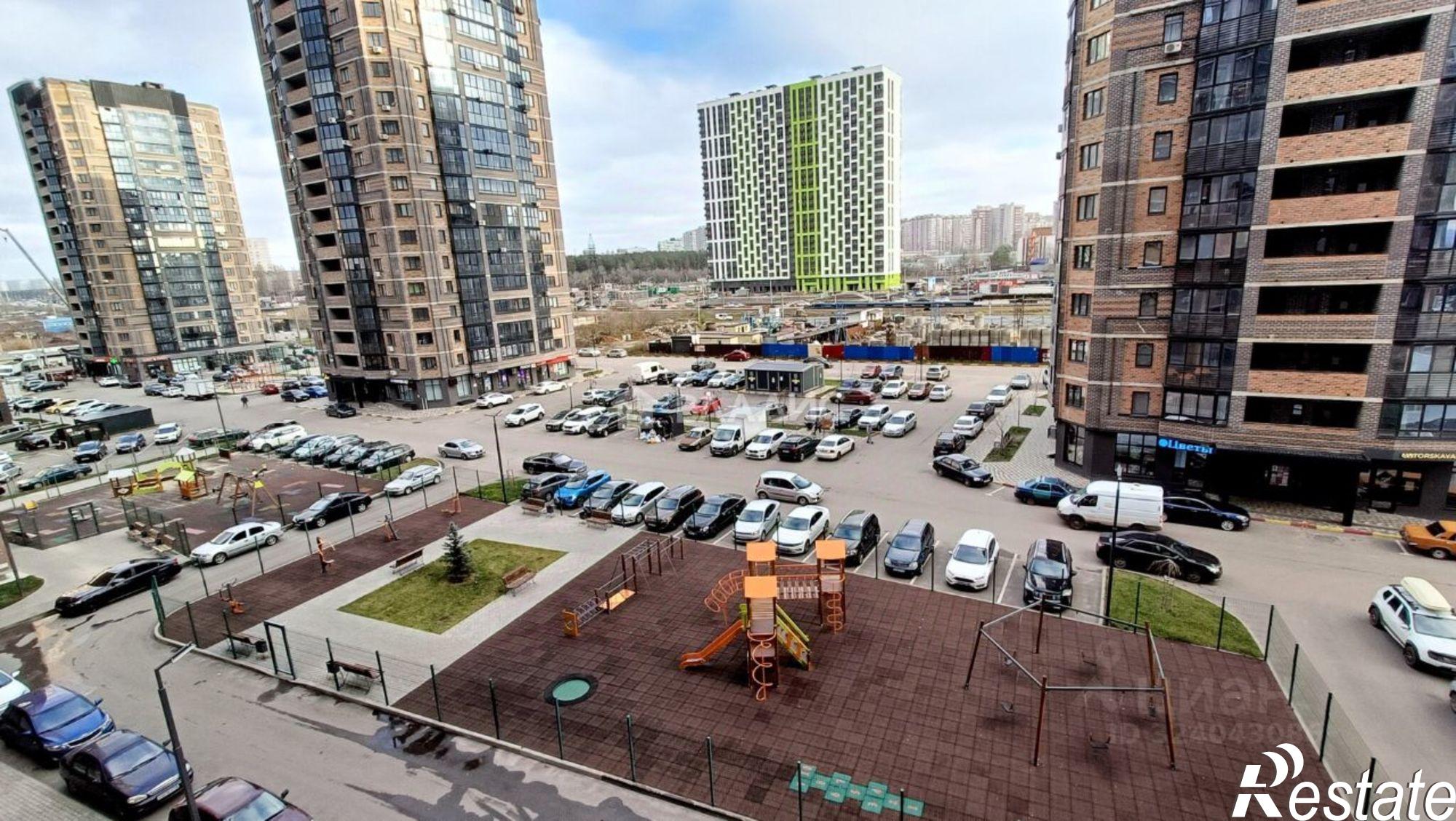 Купить квартиру за 5 400 000 рублей на ул Композитора Ставонина, 84А