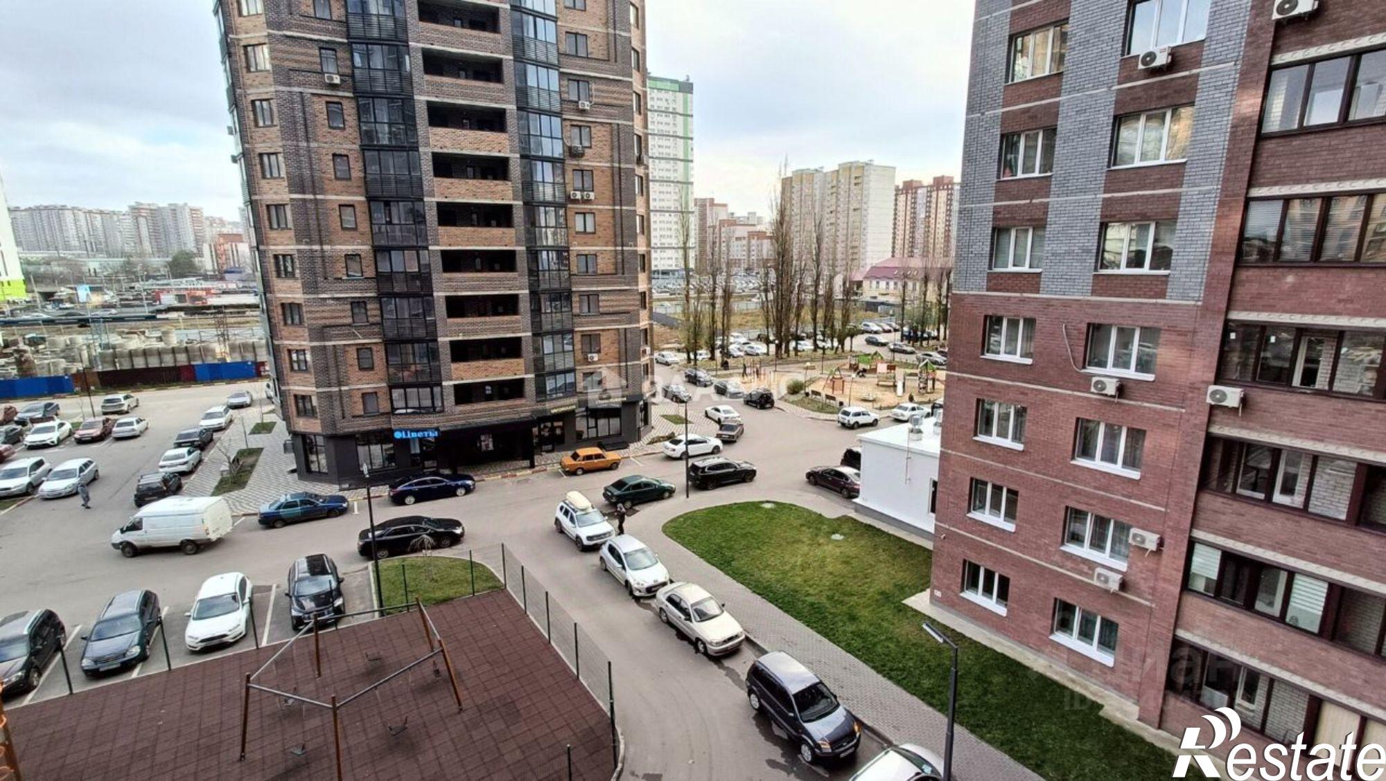 Купить квартиру за 5 400 000 рублей на ул Композитора Ставонина, 84А