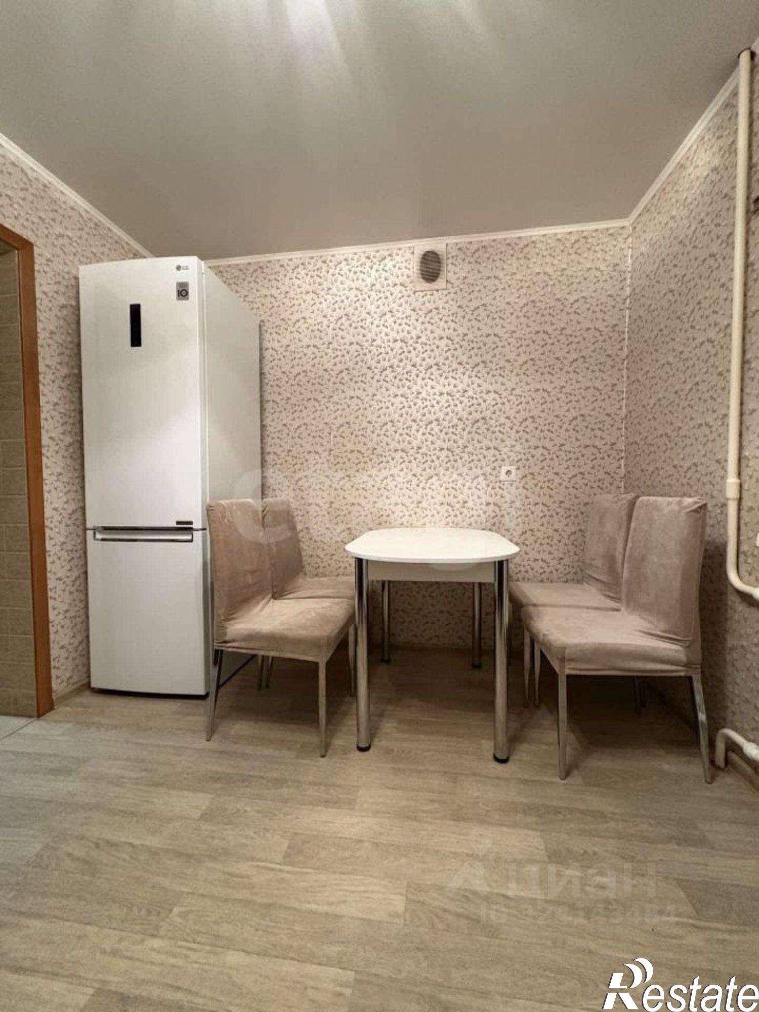 Сдать квартиру за 25 000 рублей на Ленинский пр-кт, 21