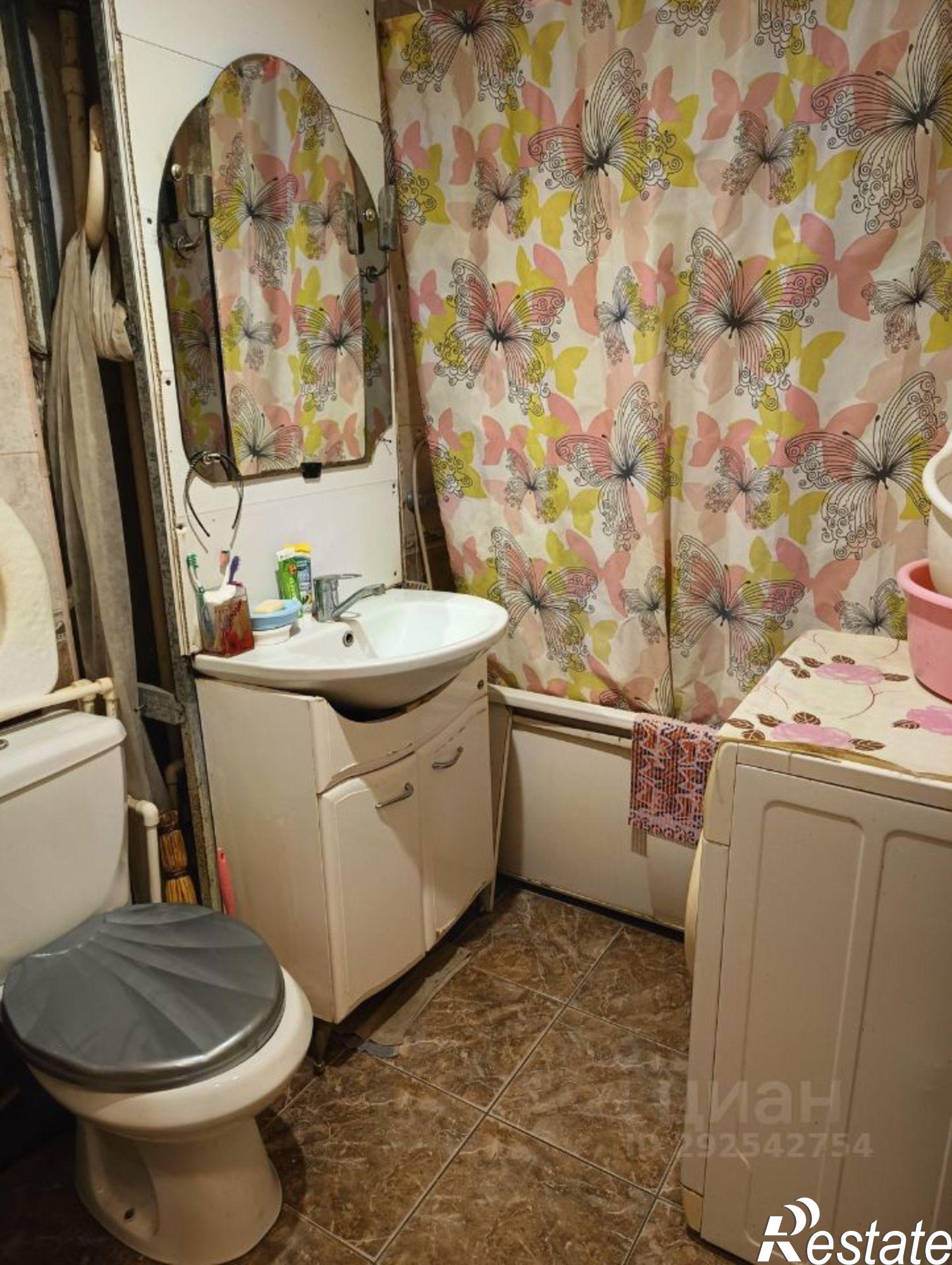 Сдать комнату за 7 500 рублей на Южно-Моравская улица, 35