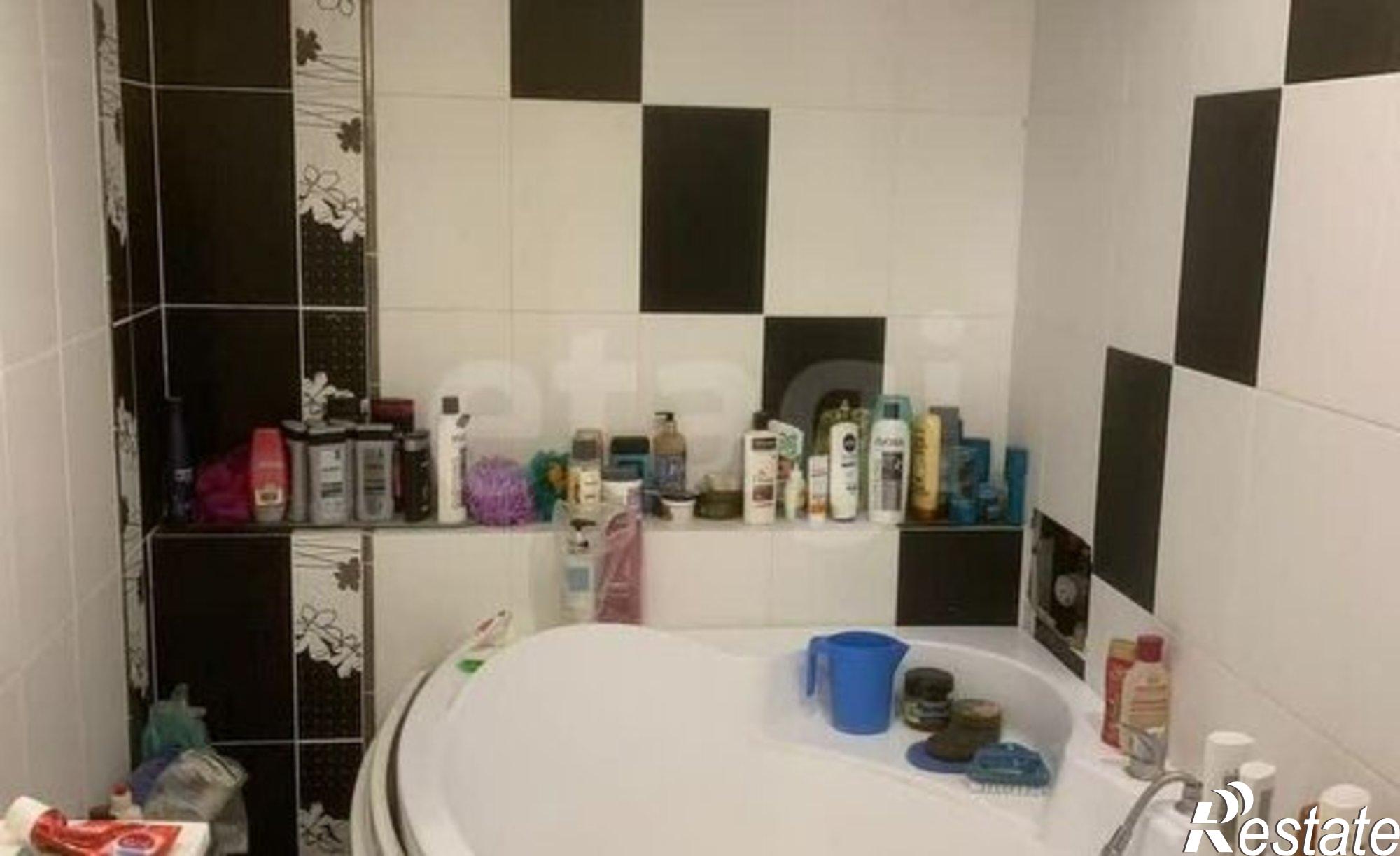 Купить квартиру за 12 785 000 рублей на б-р Победы, 51а