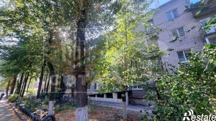 2-комн квартира ул 9 Января, 250,  д. 250