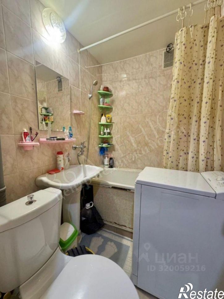 2-комн квартира ул Домостроителей, 12,  д. 12