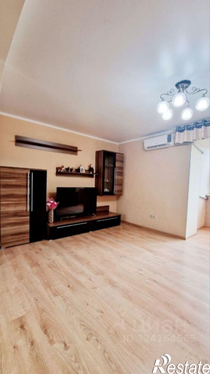 3-комн квартира улица Олеко Дундича, 23,  д. 23