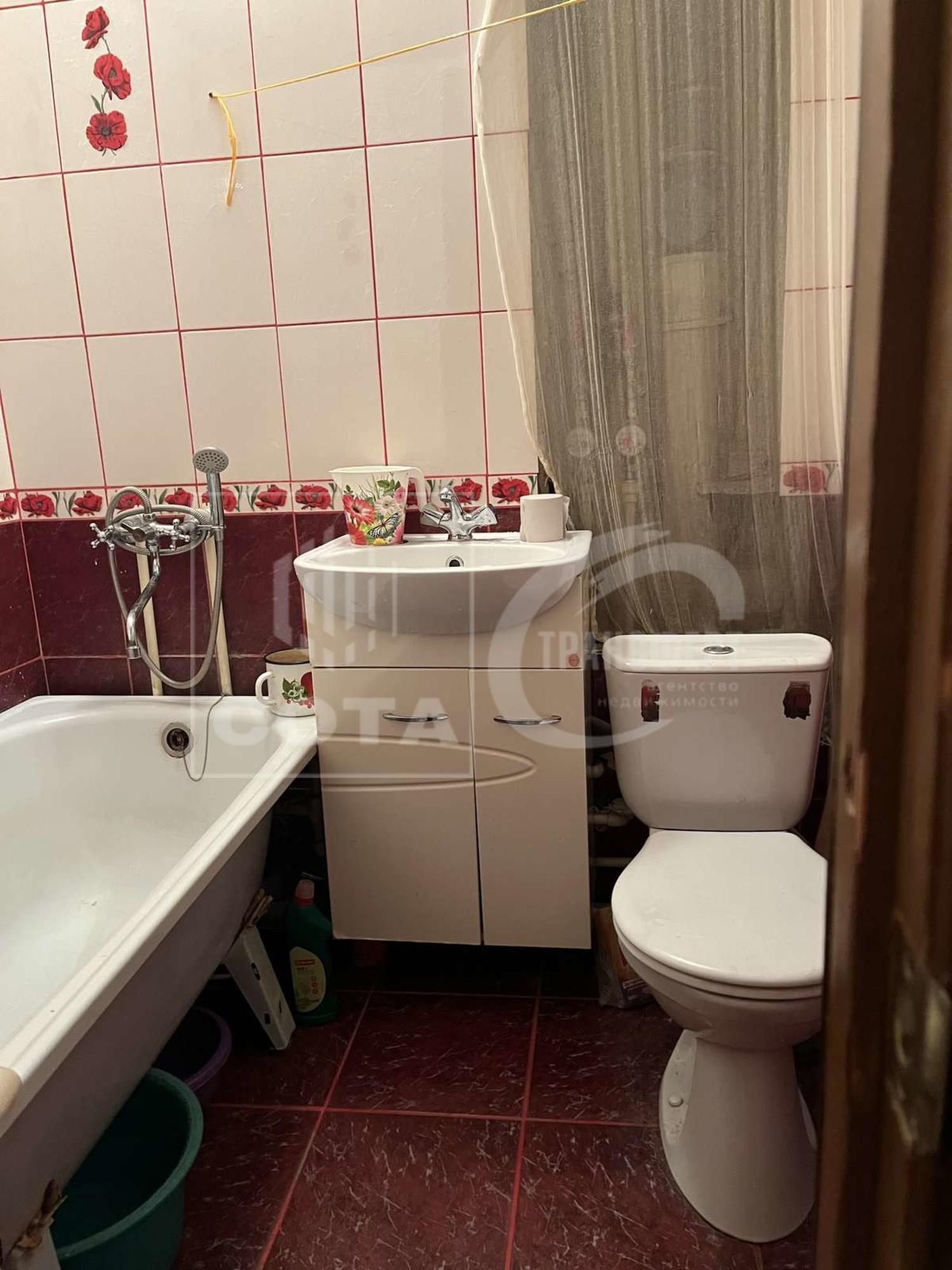 Купить квартиру за 3 000 000 рублей на Патриотов проспект, 32