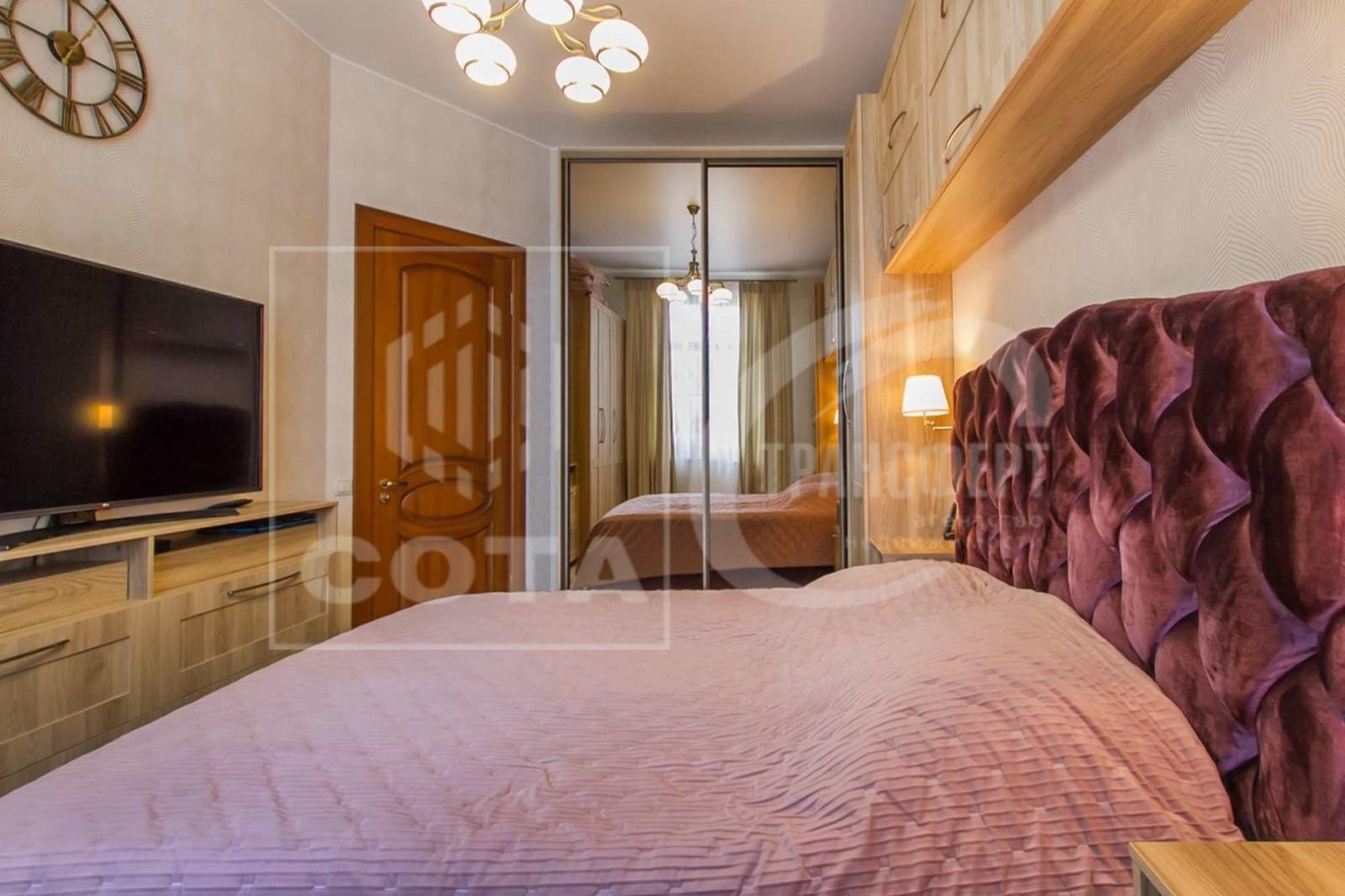 Купить квартиру за 19 000 000 рублей на Дзержинского улица, 12а