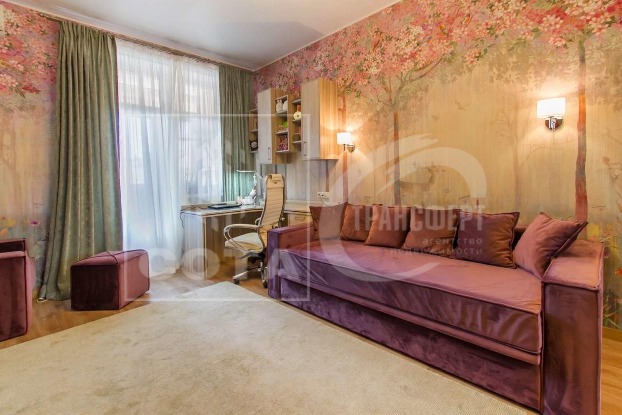 Купить квартиру за 19 000 000 рублей на Дзержинского улица, 12а