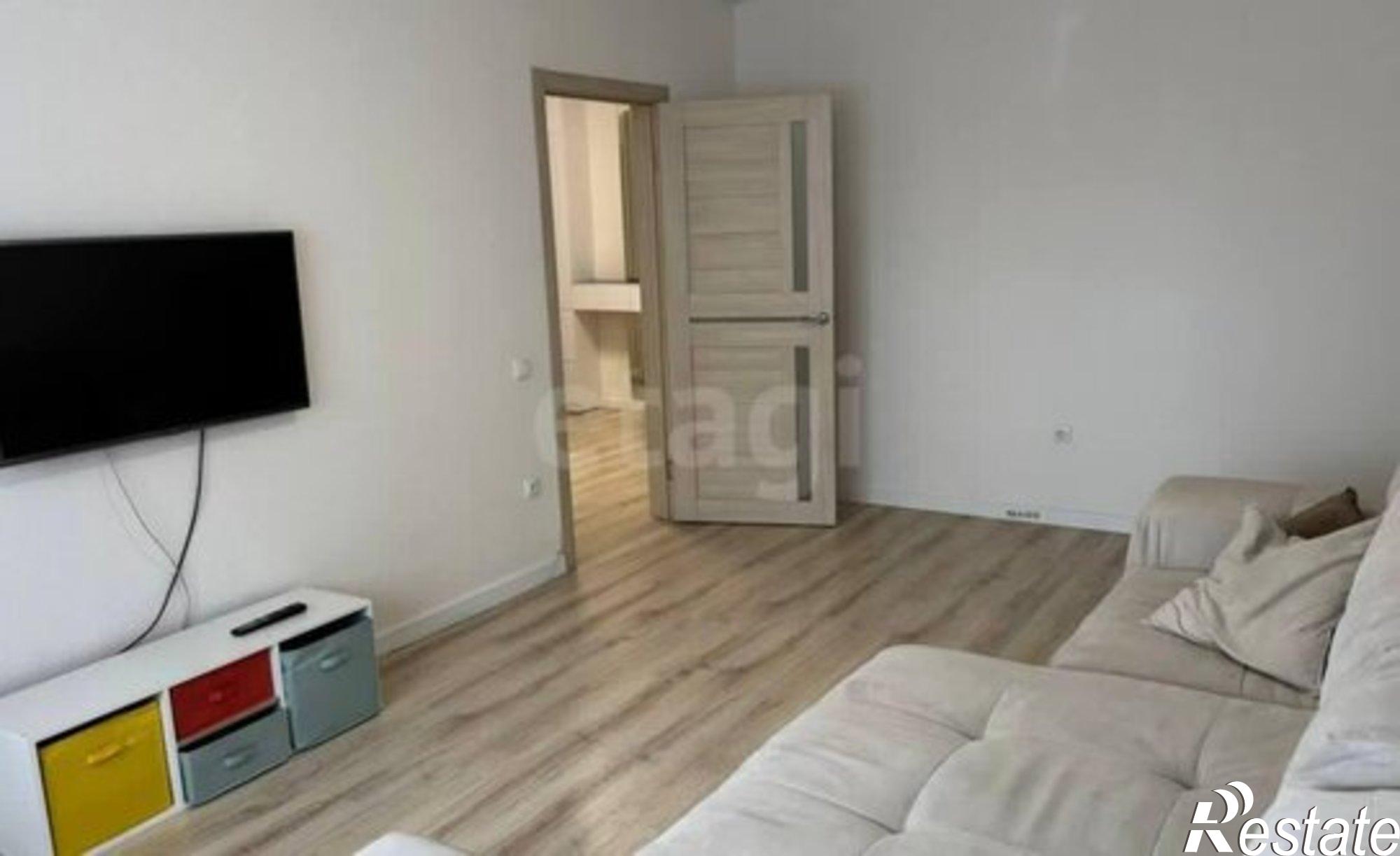 Купить квартиру за 8 900 000 рублей на ул 45 стрелковой дивизии, 247/6