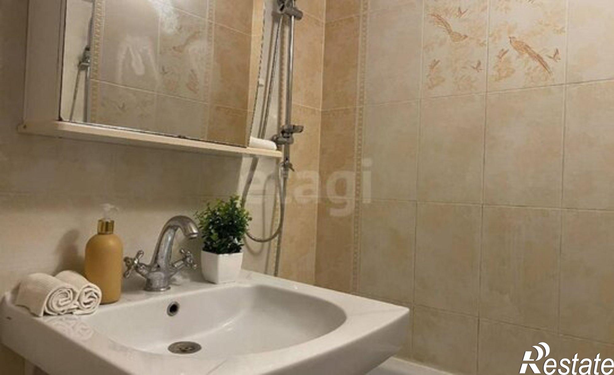 Купить квартиру за 3 400 000 рублей на ул Варейкиса, 53