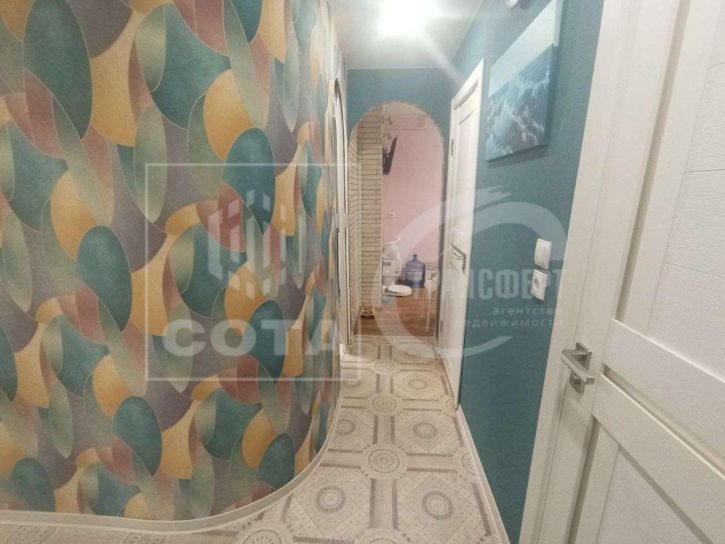 2-комн квартира Космонавтов улица, 38