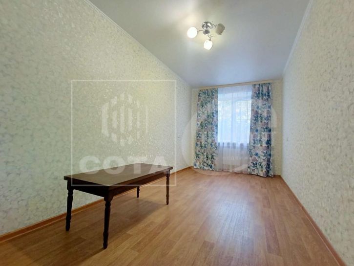 2-комн квартира Старых Большевиков улица, 18