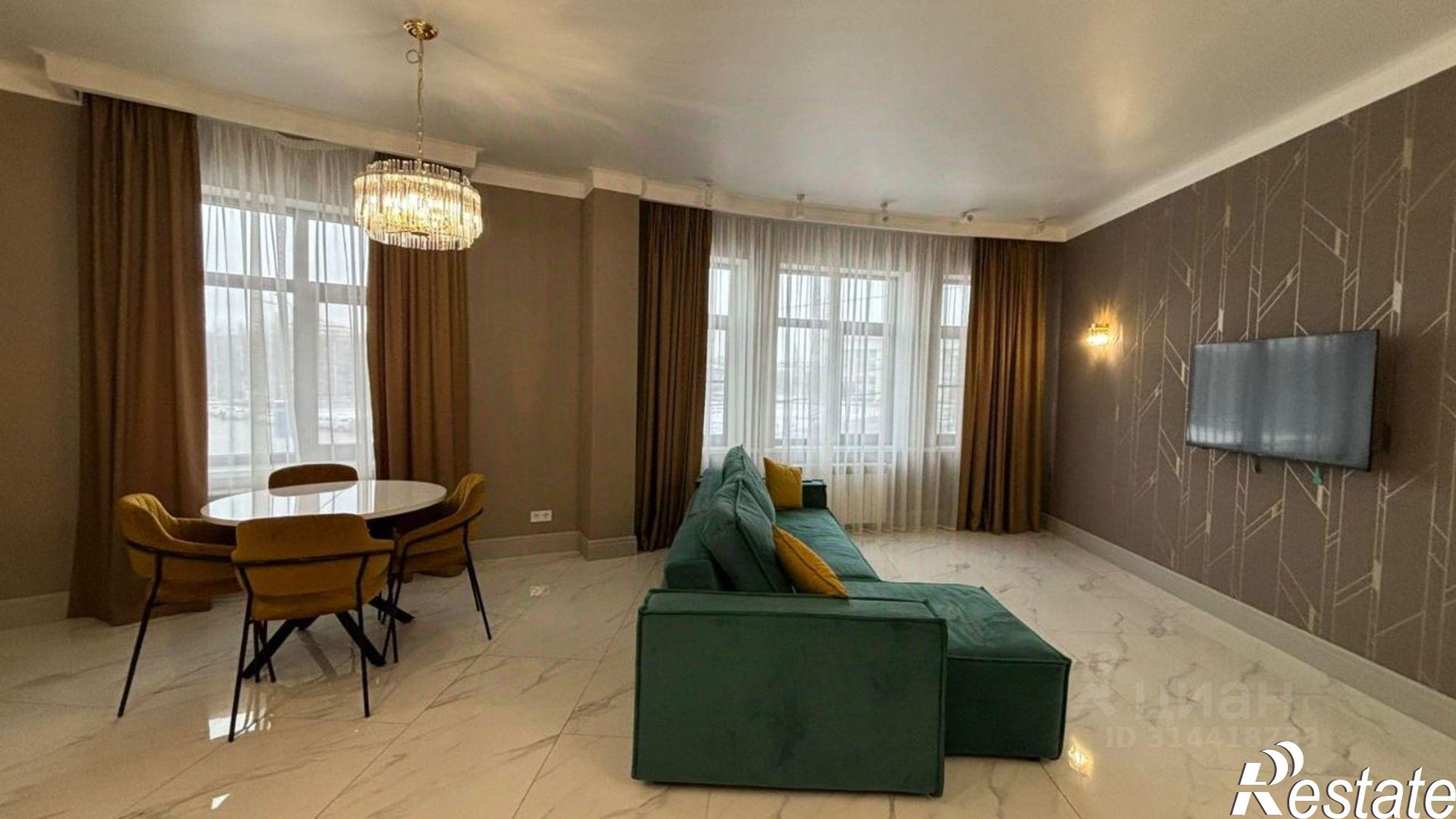 Сдать квартиру за 75 000 рублей на площадь Ленина, 6/1