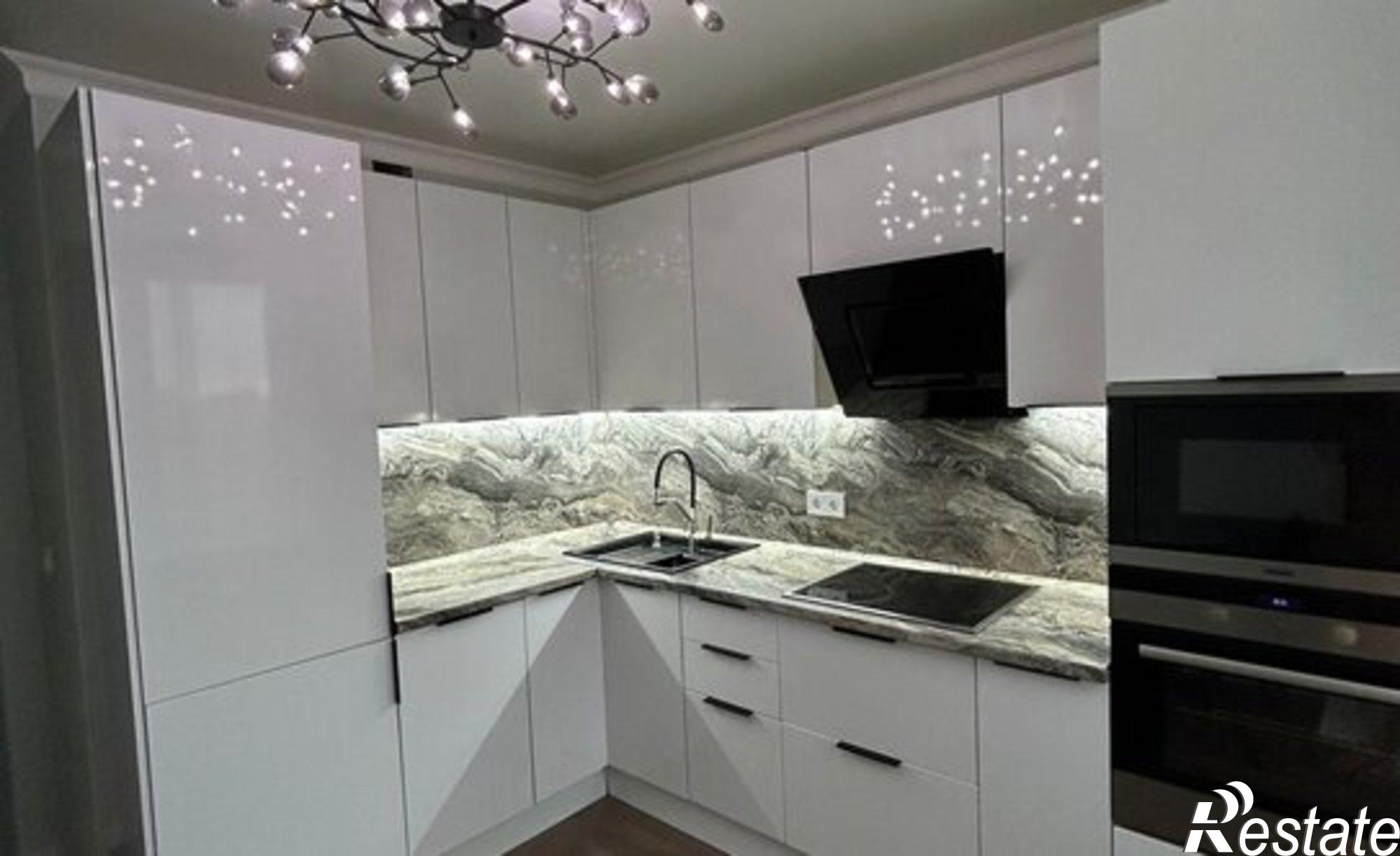 Купить квартиру за 9 399 000 рублей на ул Ворошилова, 45б