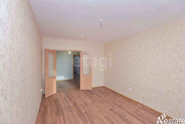 4-комн квартира улица Грамши, 82,  д. 82