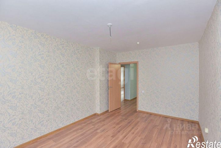 4-комн квартира улица Грамши, 82,  д. 82