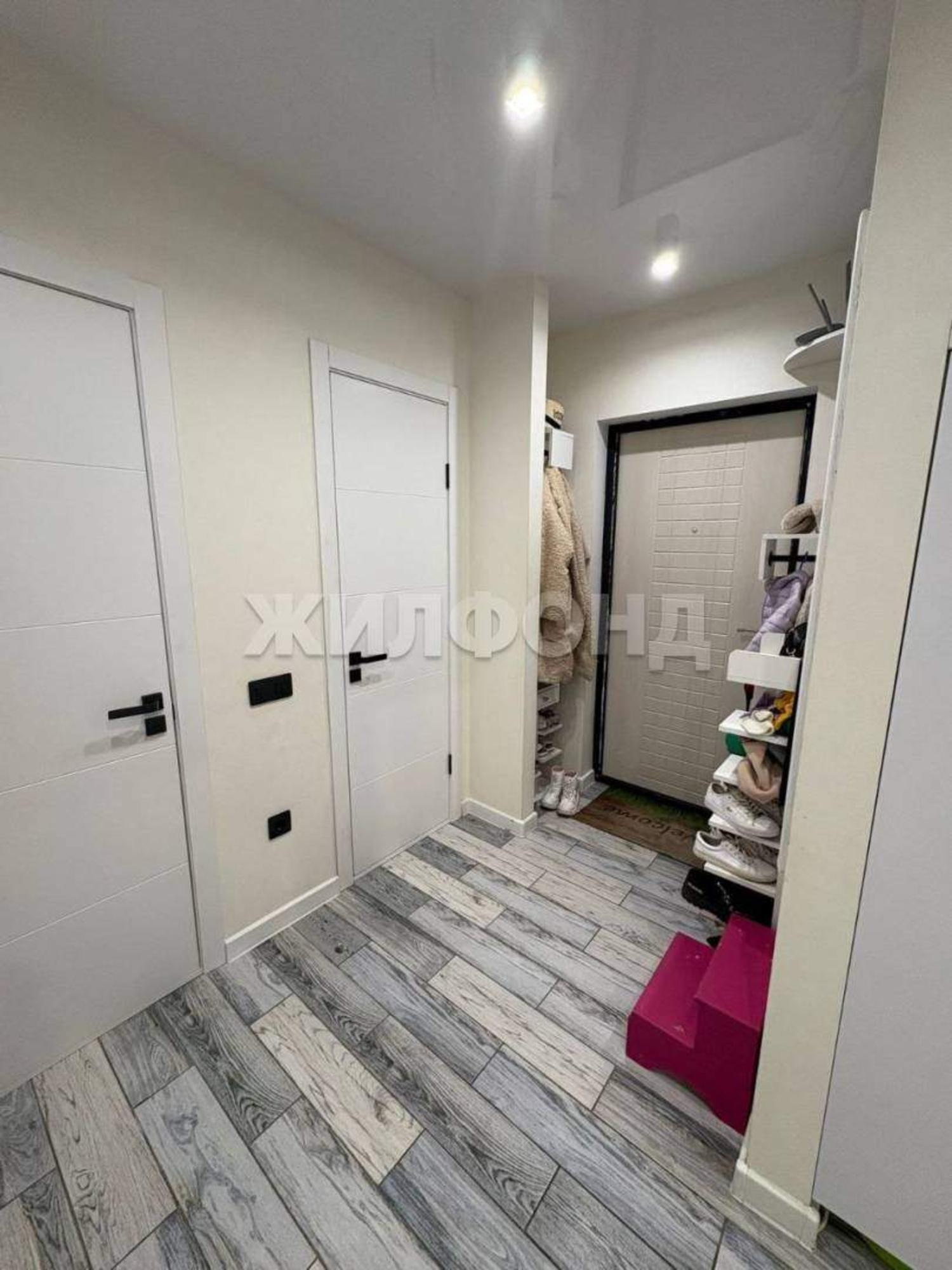 Купить квартиру за 6 400 000 рублей на Независимости улица, д.84