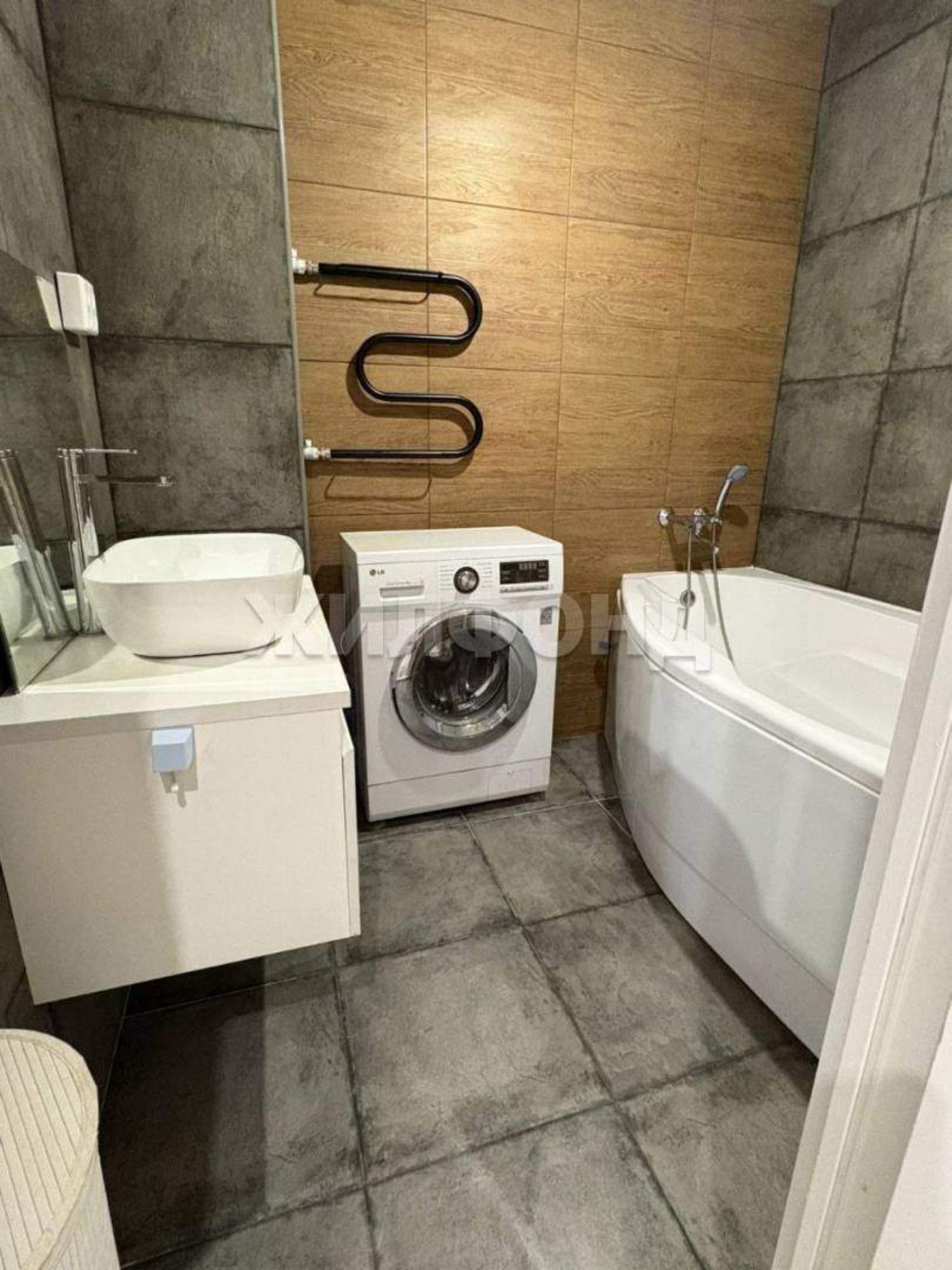 Купить квартиру за 6 400 000 рублей на Независимости улица, д.84