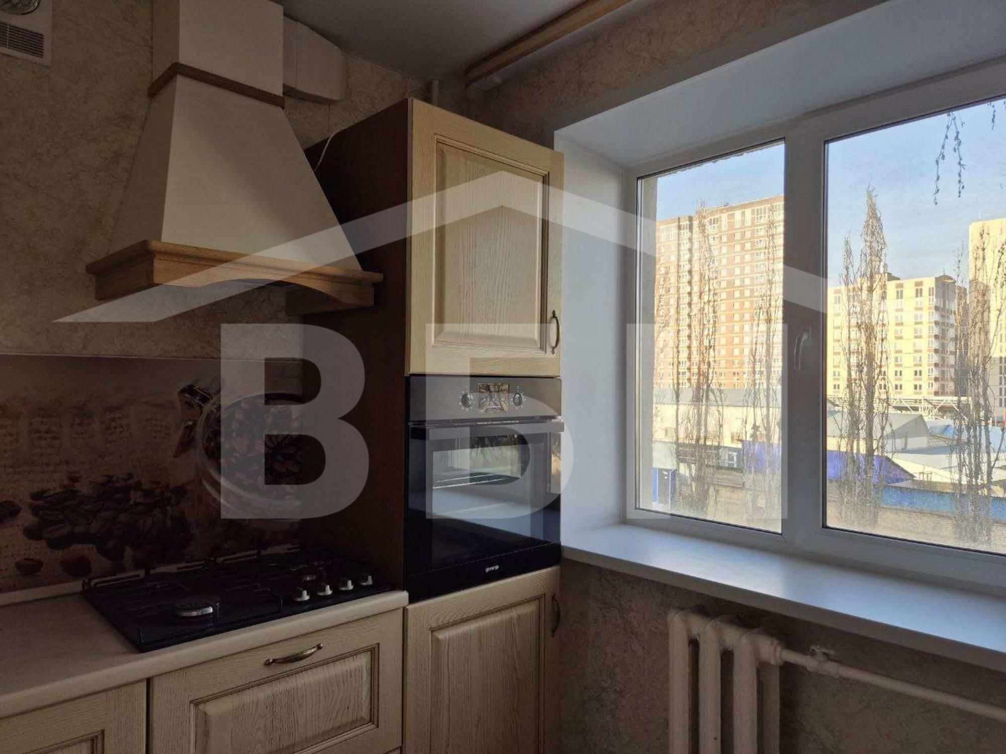 Купить квартиру за 4 100 000 рублей на Еремеева улица, 33