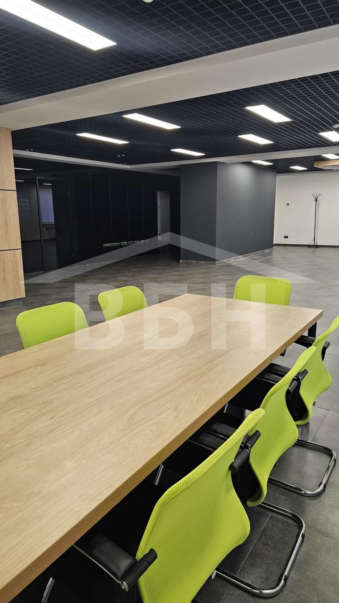 Сдать офис, помещение под офис за 44 000 рублей на Остужева улица, 45