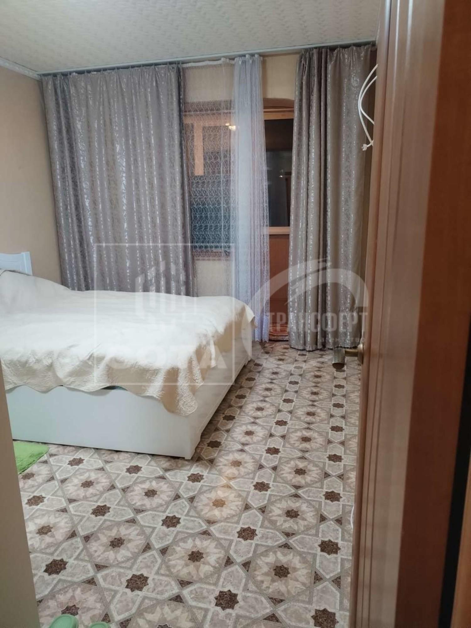 Купить квартиру за 4 800 000 рублей на Генерала Лизюкова улица, 18