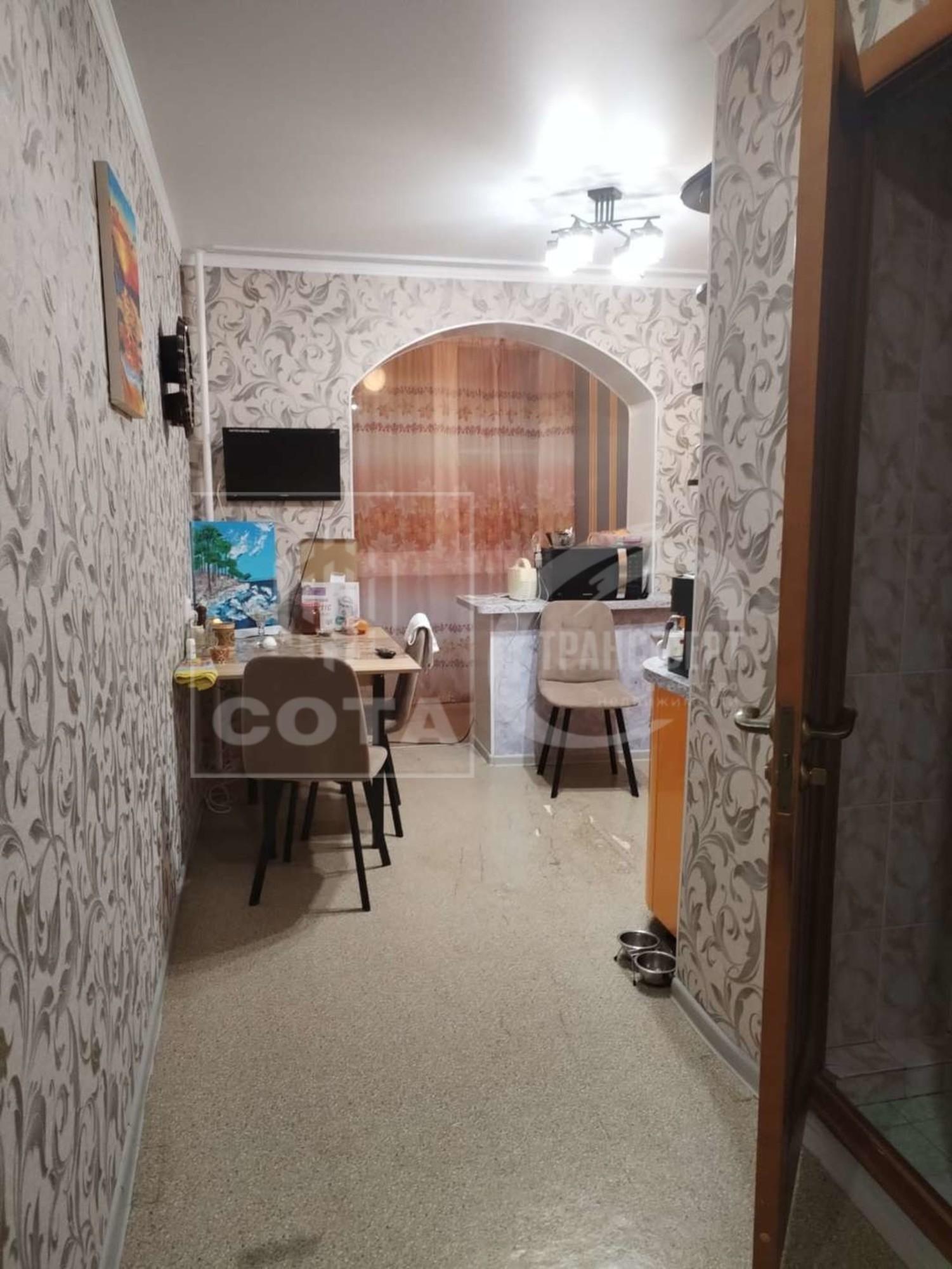 Купить квартиру за 4 800 000 рублей на Генерала Лизюкова улица, 18