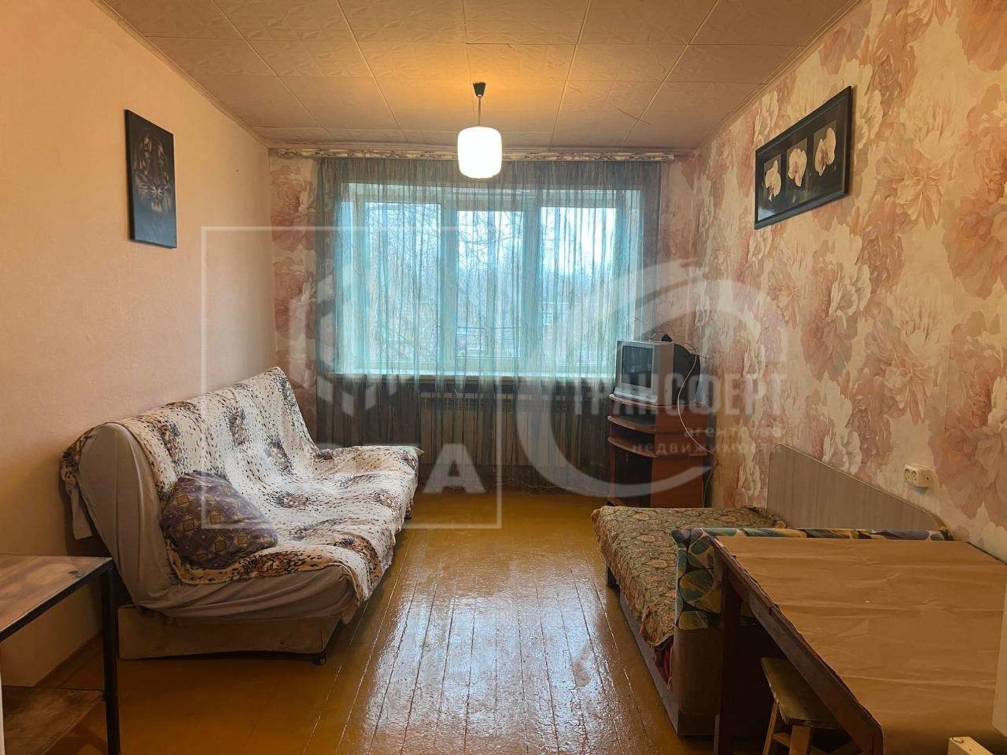 Купить комнату за 1 200 000 рублей на Космонавтов улица, 40