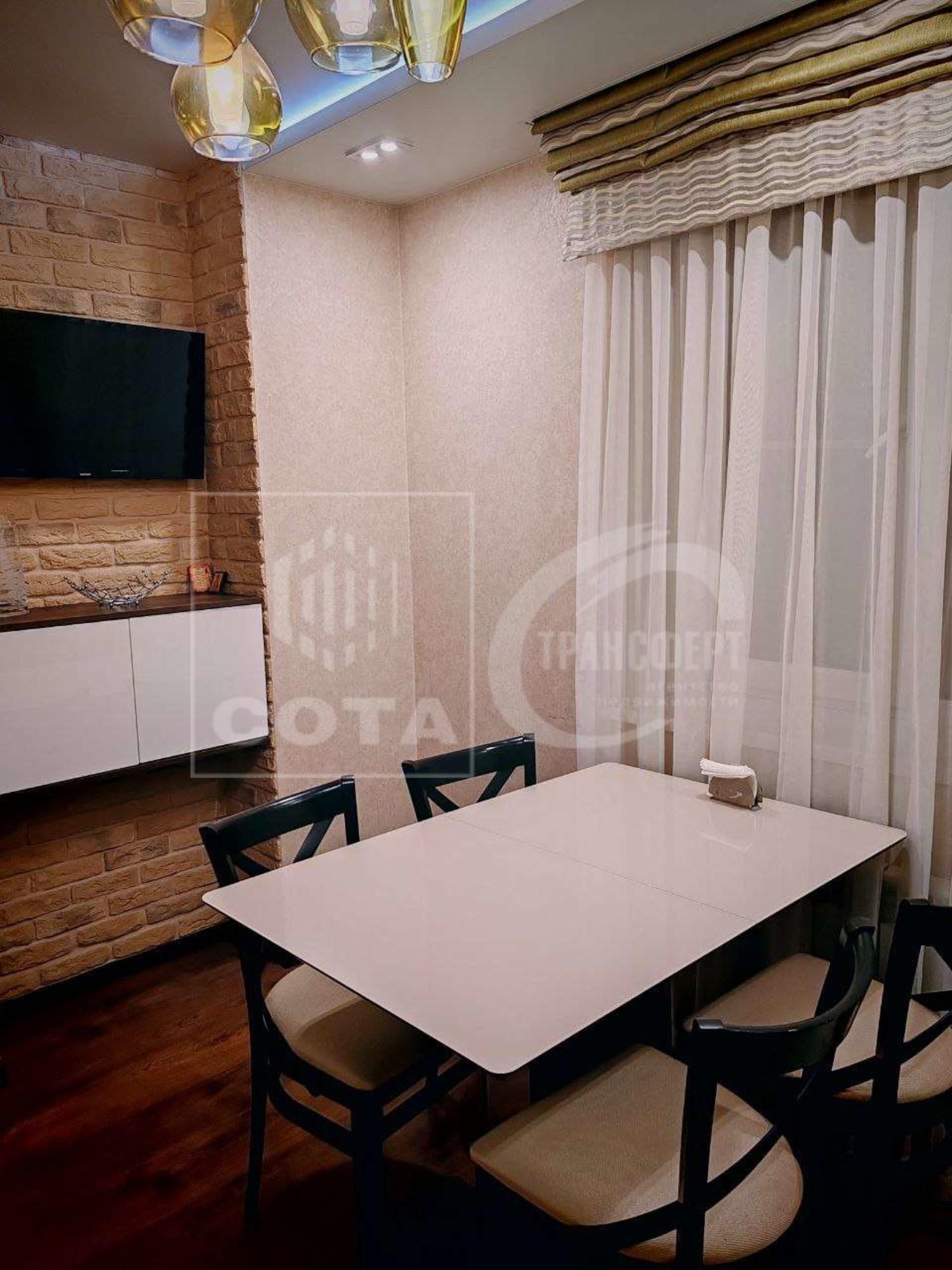 Купить квартиру за 15 700 000 рублей на Березовая Роща улица, 8кА