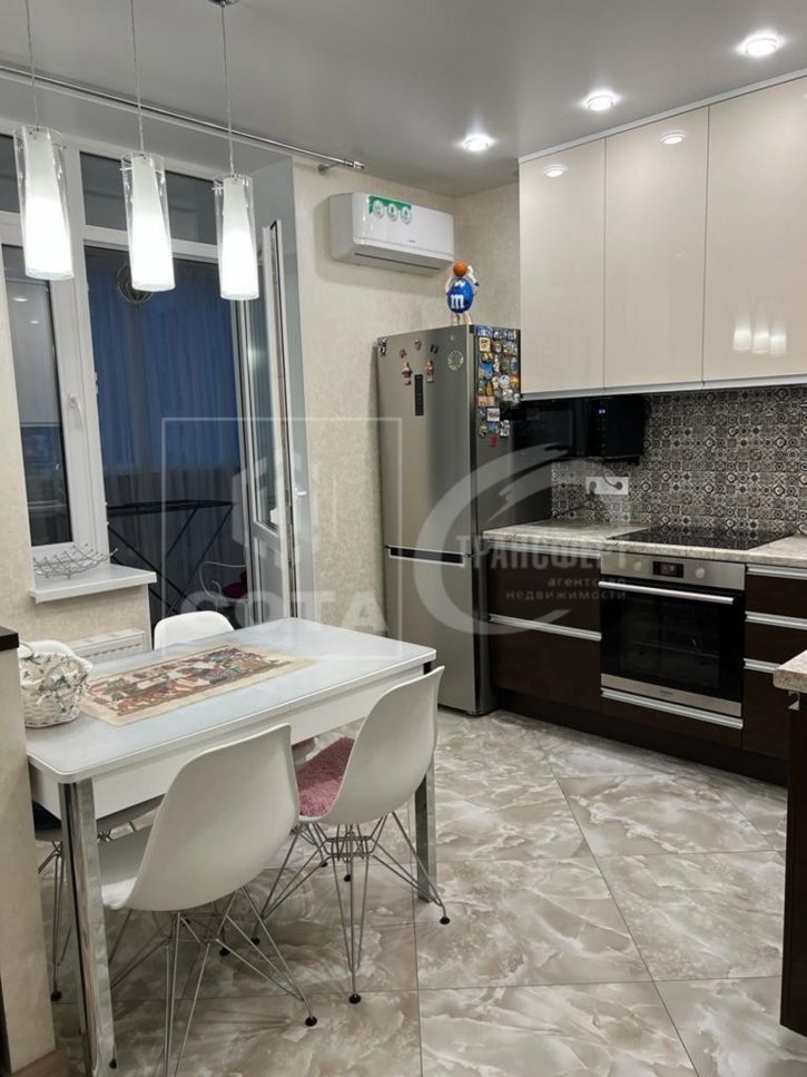 2-комн квартира Революции 1905 года улица, 31Е