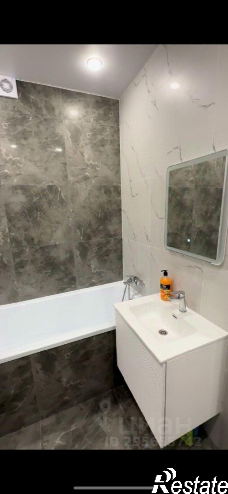 Сдать квартиру за 30 000 рублей на Московский пр-кт, 52