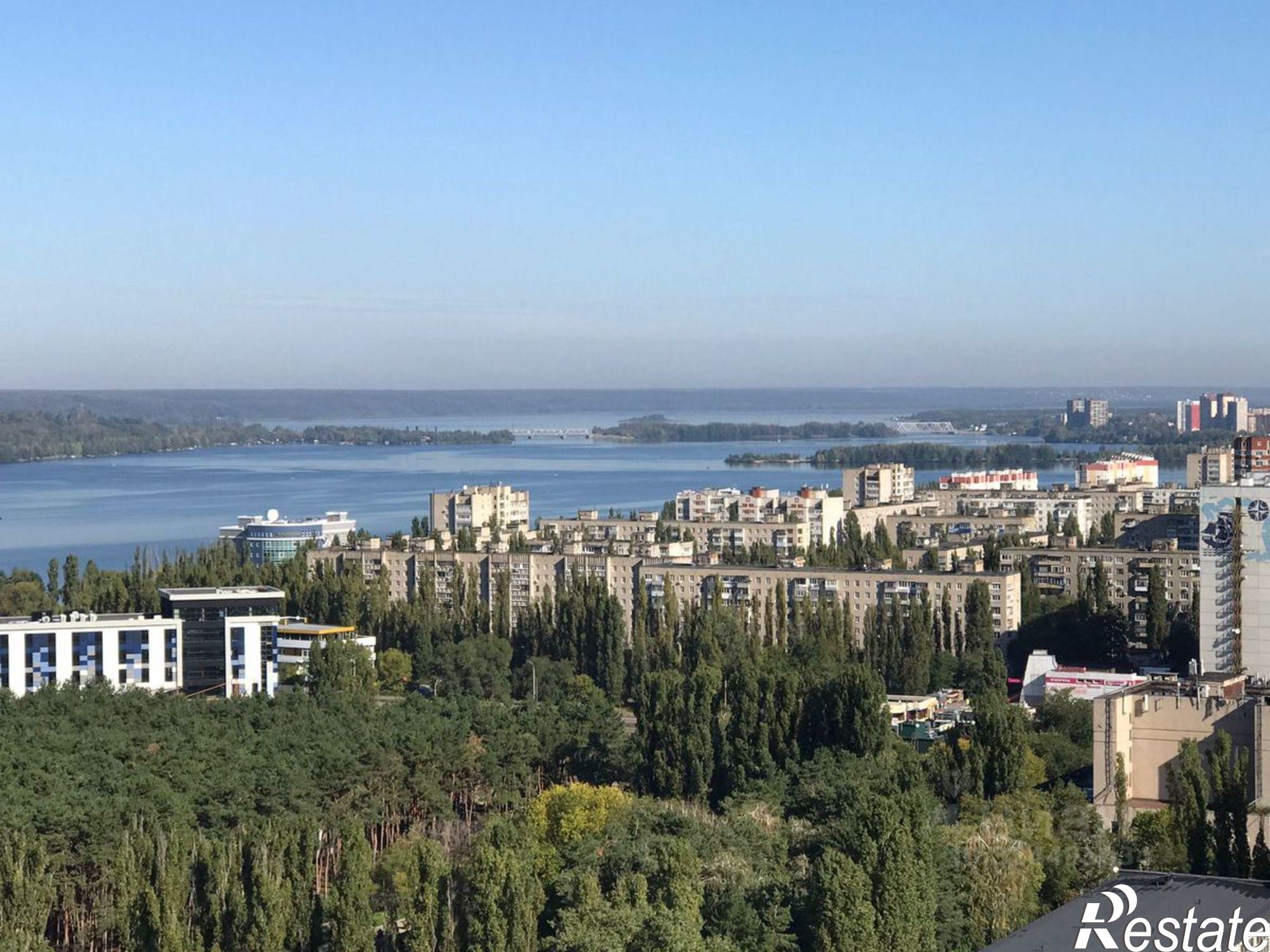 Купить квартиру за 11 500 000 рублей на ул Переверткина, 1/9