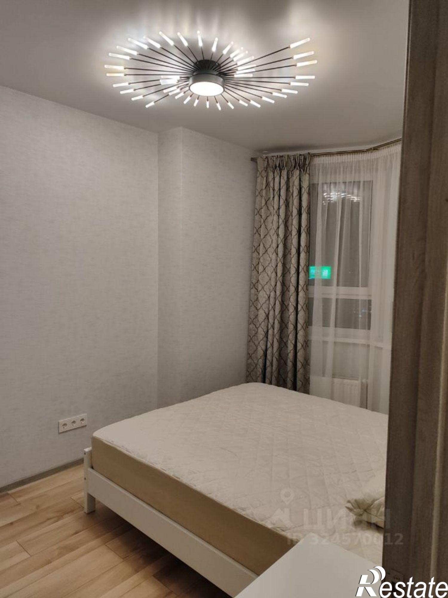 Сдать квартиру за 52 000 рублей на ул Ворошилова, 10/1