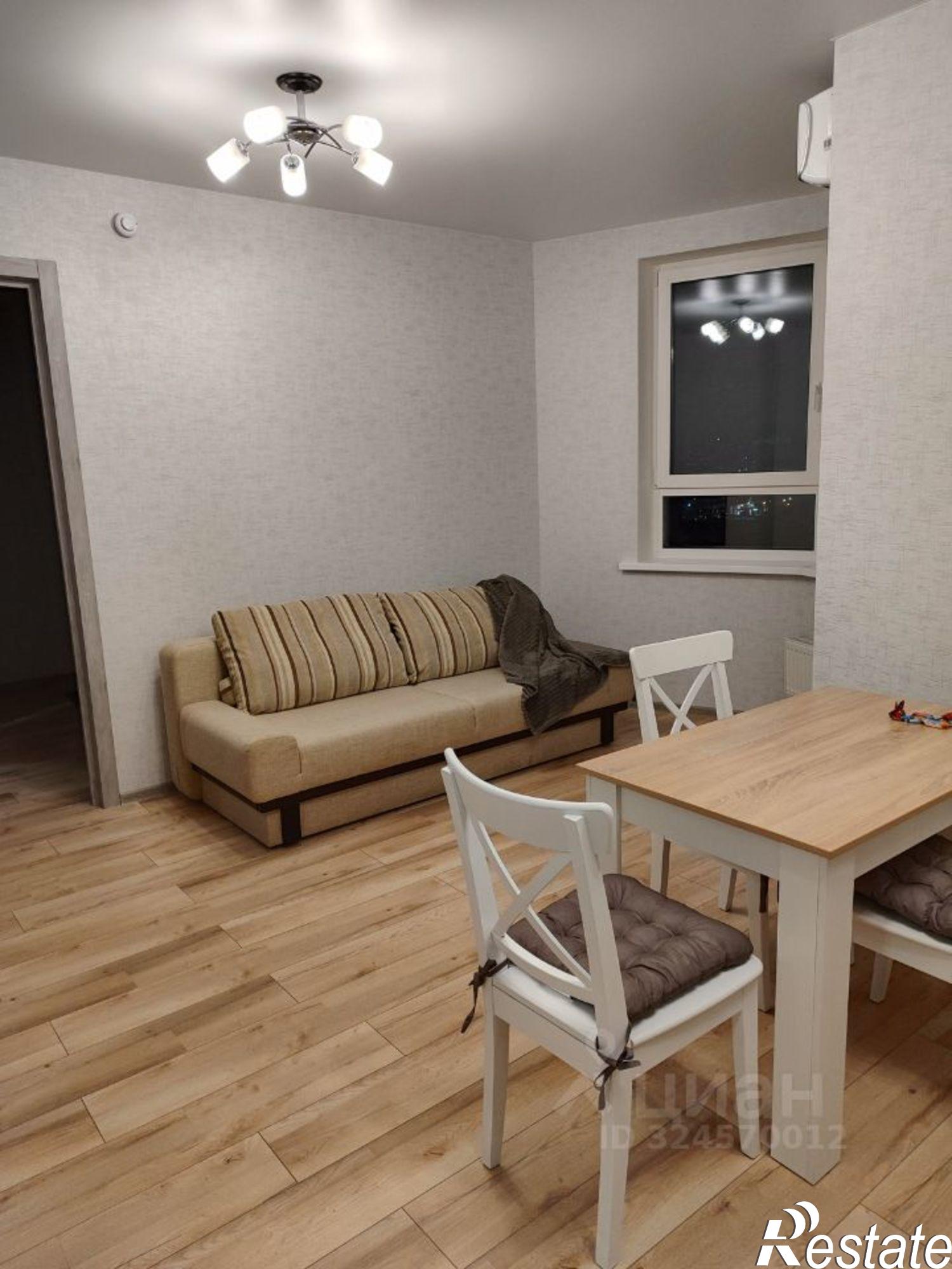 Сдать квартиру за 52 000 рублей на ул Ворошилова, 10/1