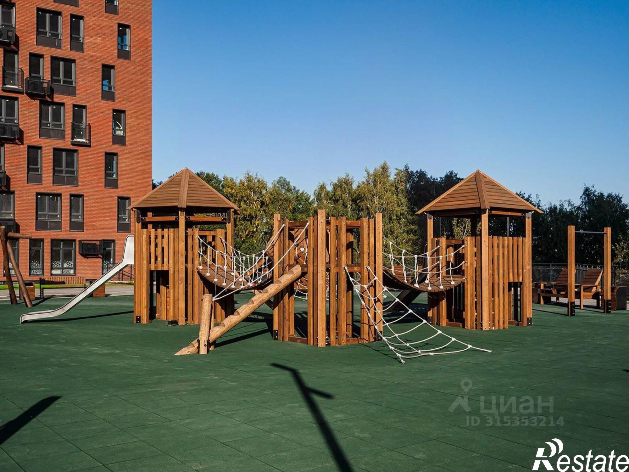 Купить квартиру за 8 681 150 рублей на наб Чуева, 7