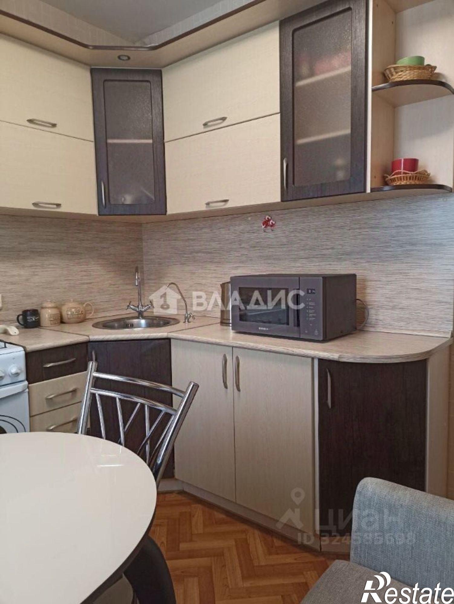 Сдать квартиру за 23 000 рублей на ул 45 стрелковой дивизии, 223