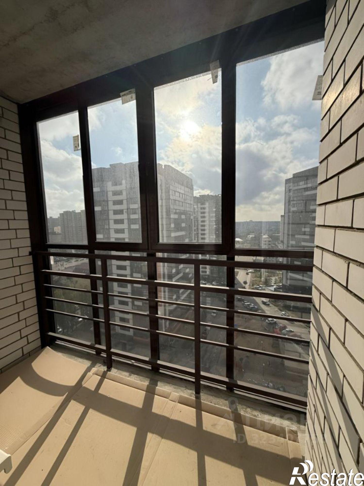 Купить квартиру за 5 200 000 рублей на ул Композитора Ставонина, 84А