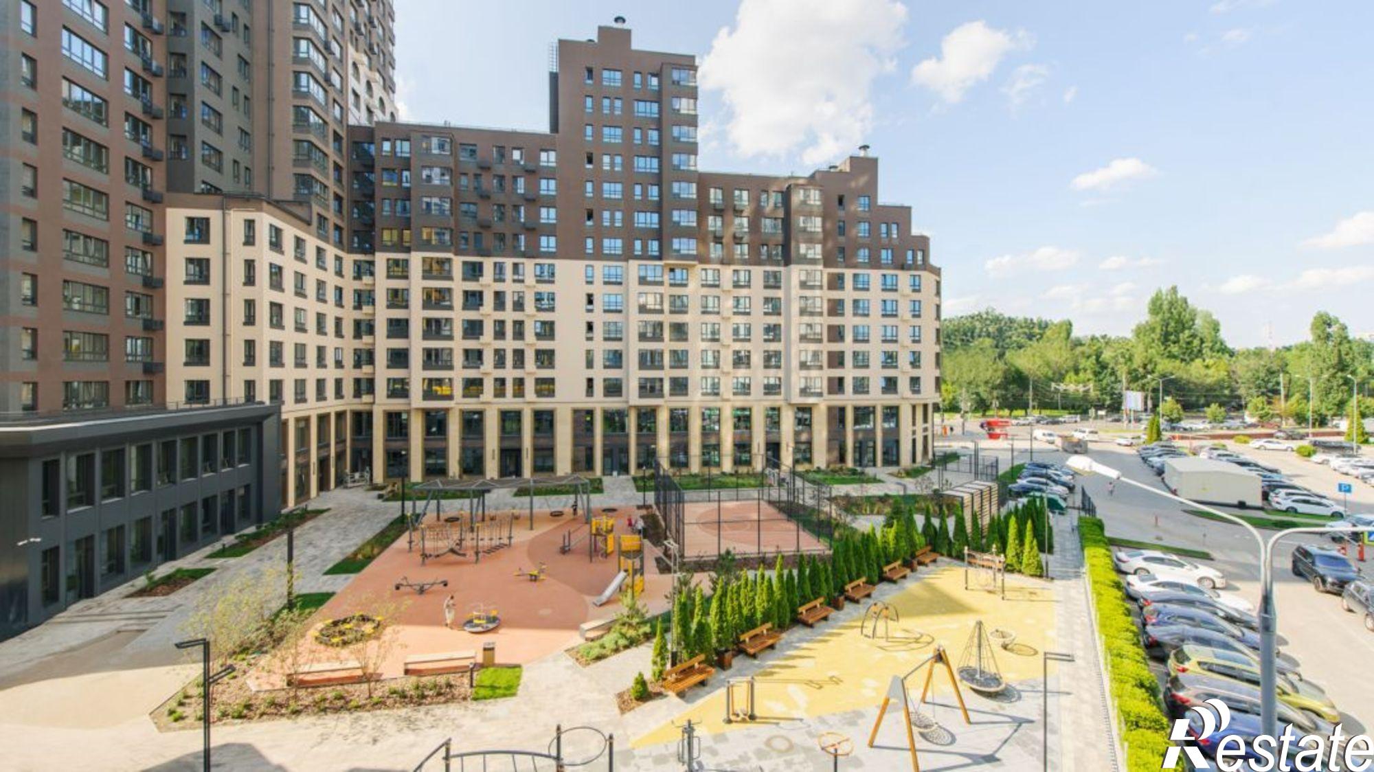 Купить квартиру за 9 851 570 рублей на улица Ворошилова, 1