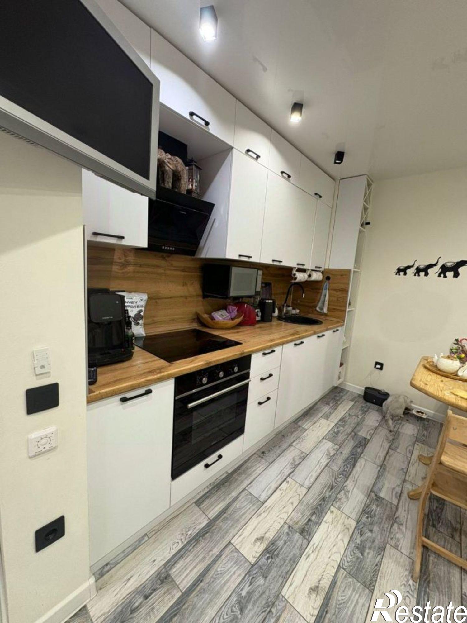 Купить квартиру за 6 450 000 рублей на улица Независимости, 84