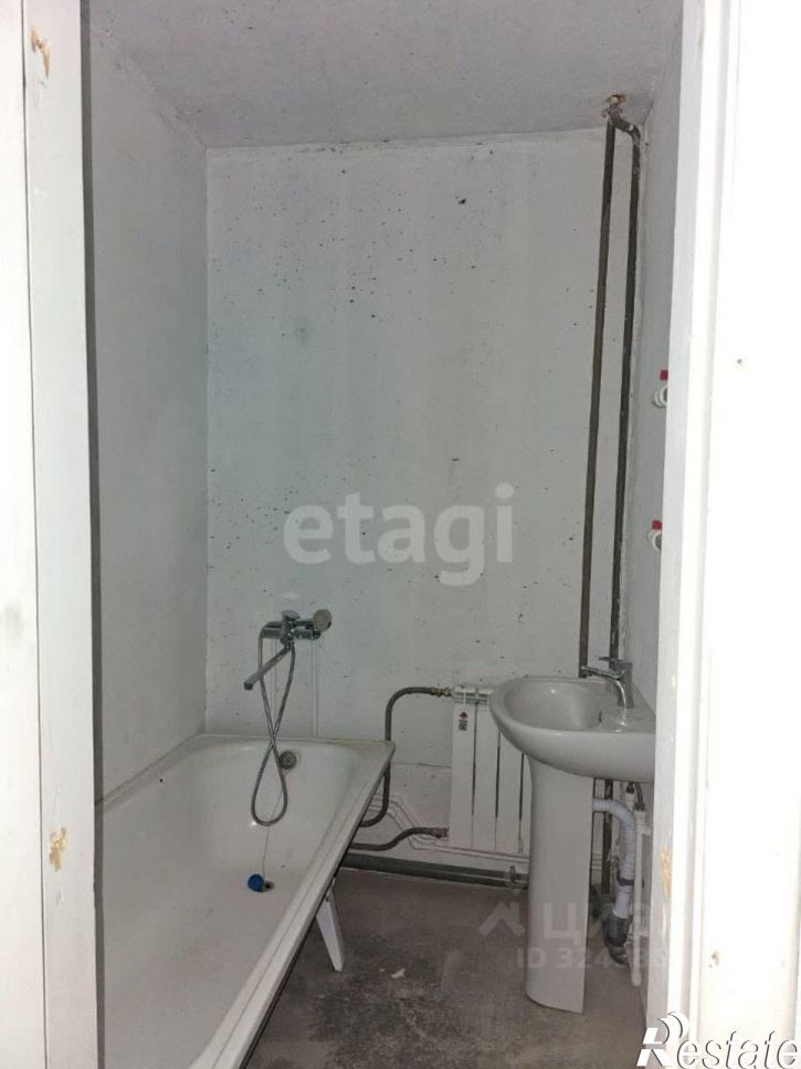 2-комн квартира улица 45-й Стрелковой Дивизии, 247/4,  д. 247/4