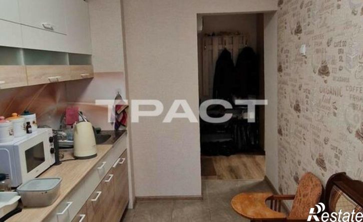 3-комн квартира улица Ворошилова, 49,  д. 49