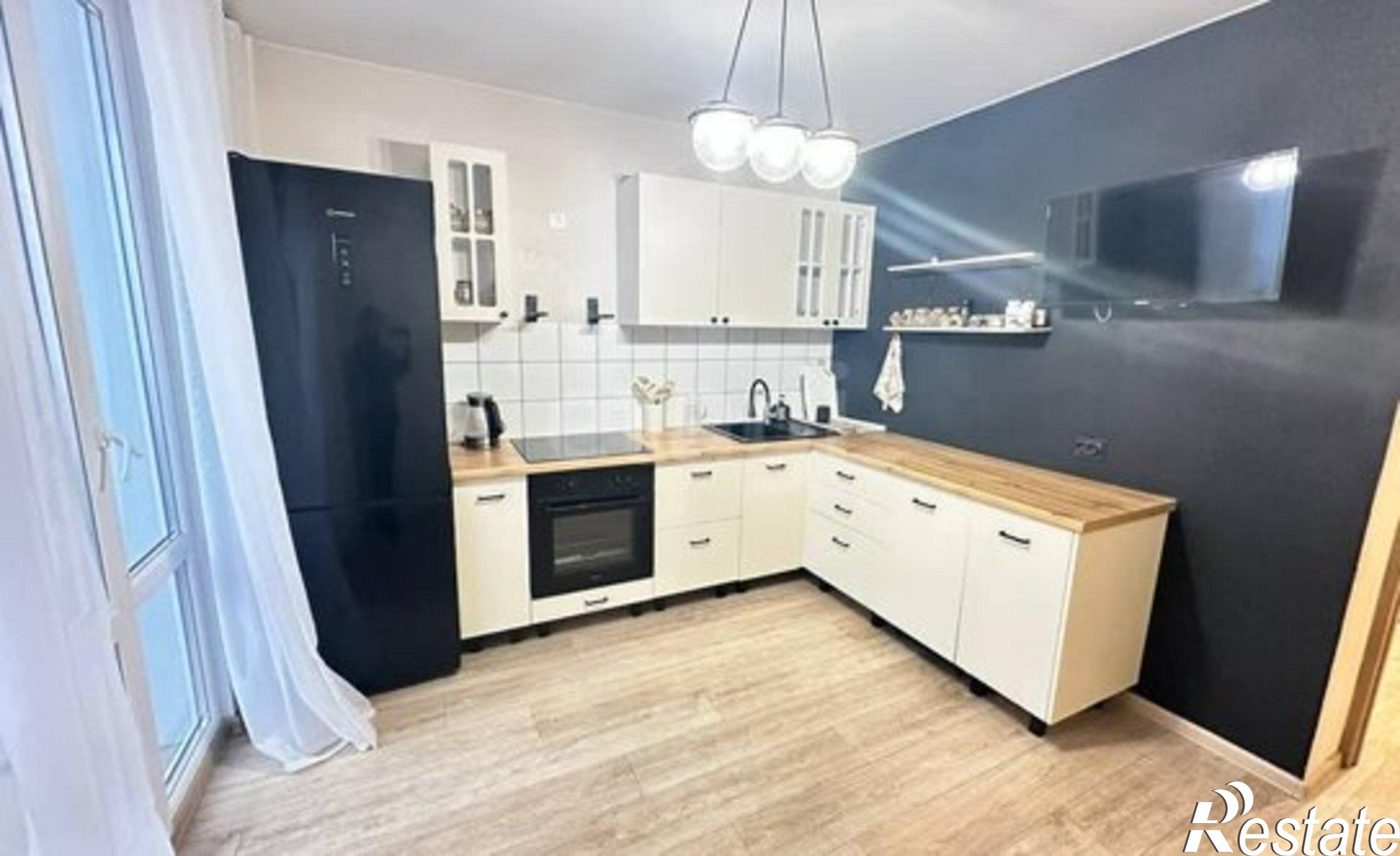 Купить квартиру за 4 200 000 рублей на улица Серафима Саровского, 179 к1