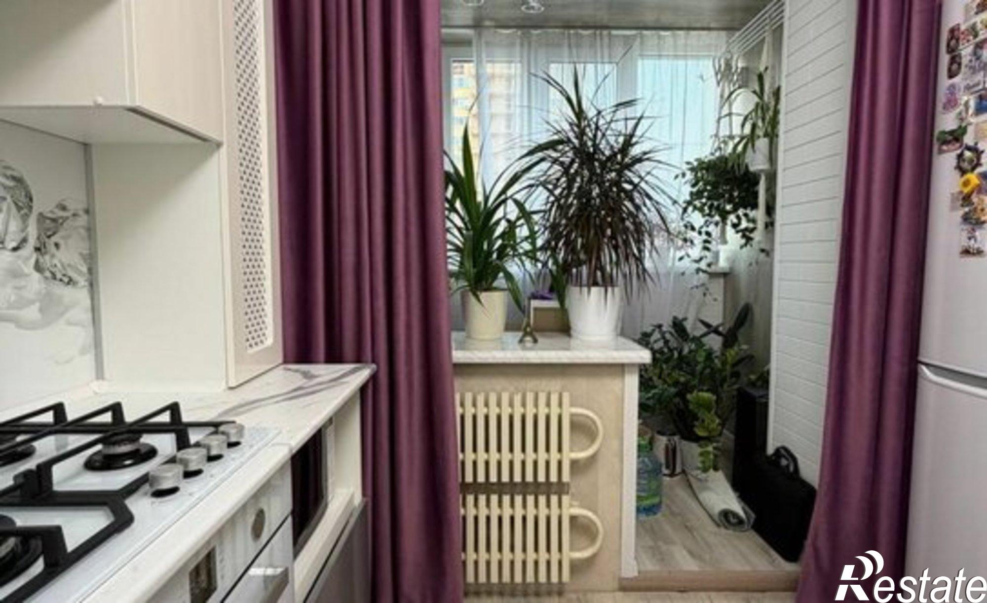 Купить квартиру за 4 220 000 рублей на улица 9 Января, 241/1