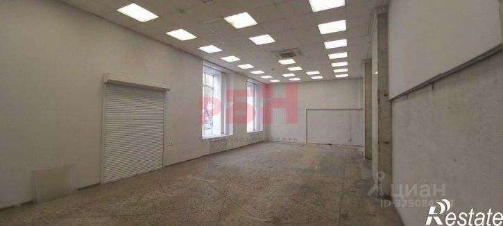 Торговое помещение улица Героев Стратосферы, 1,  д. 1